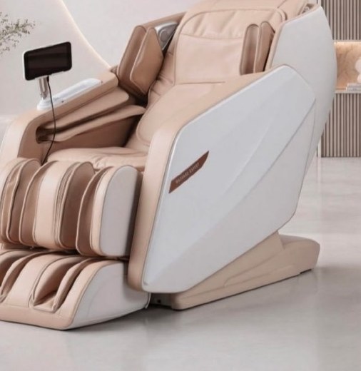Dream Pulse massage chair, front view